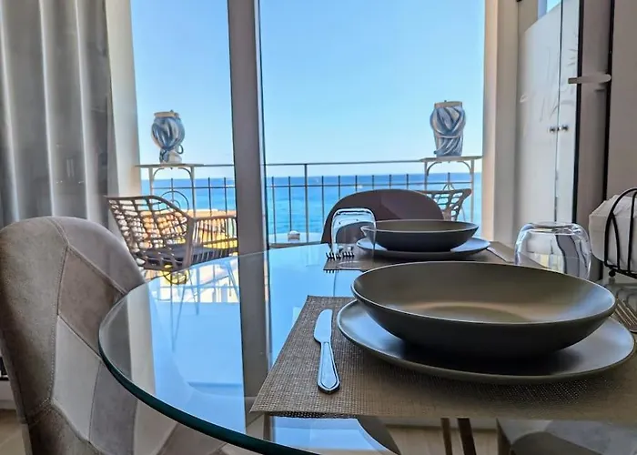 アパート Alema ジャルディーニ・ナクソス